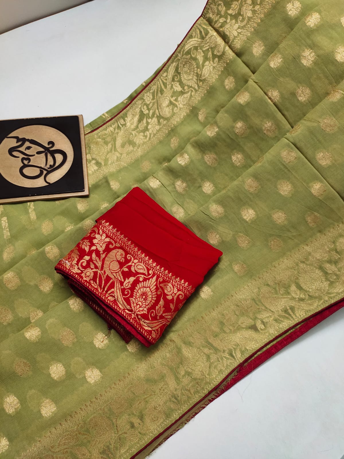 Dolika banarsi khaddi saree - Saffronfashionindia