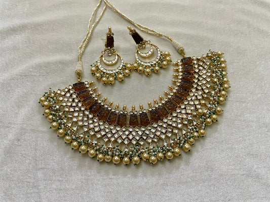 Mavisa Kundan choker set - Saffronfashionindia