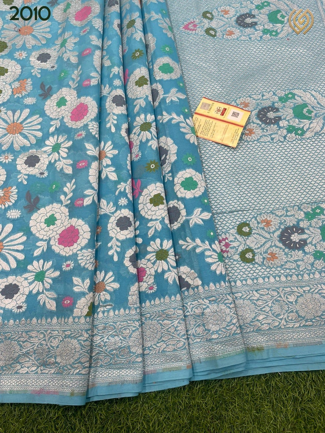 Oceanz tilfi Banarsi saree - Saffronfashionindia