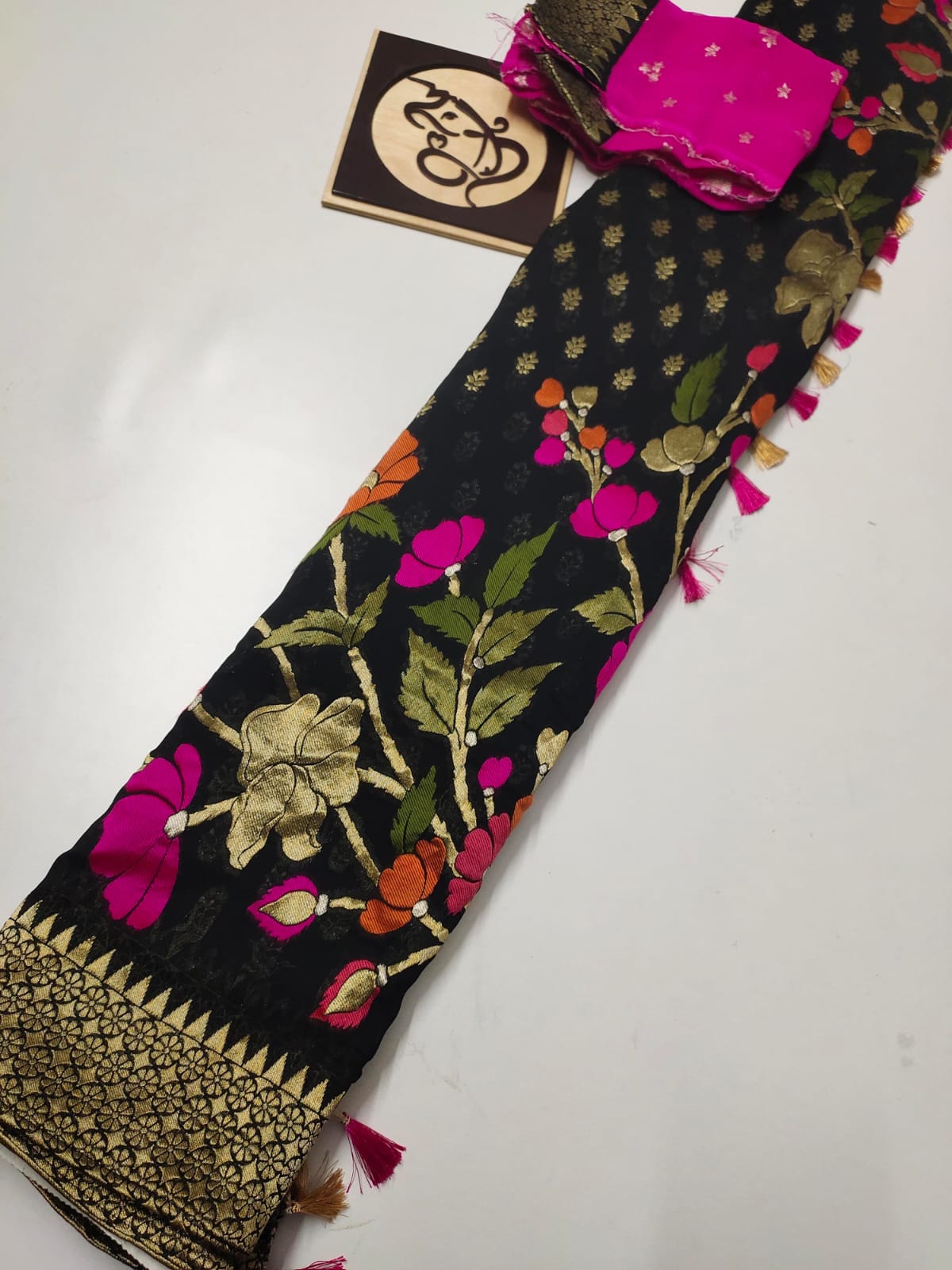 Gumnaami Meenakari gorgette saree - Saffronfashionindia