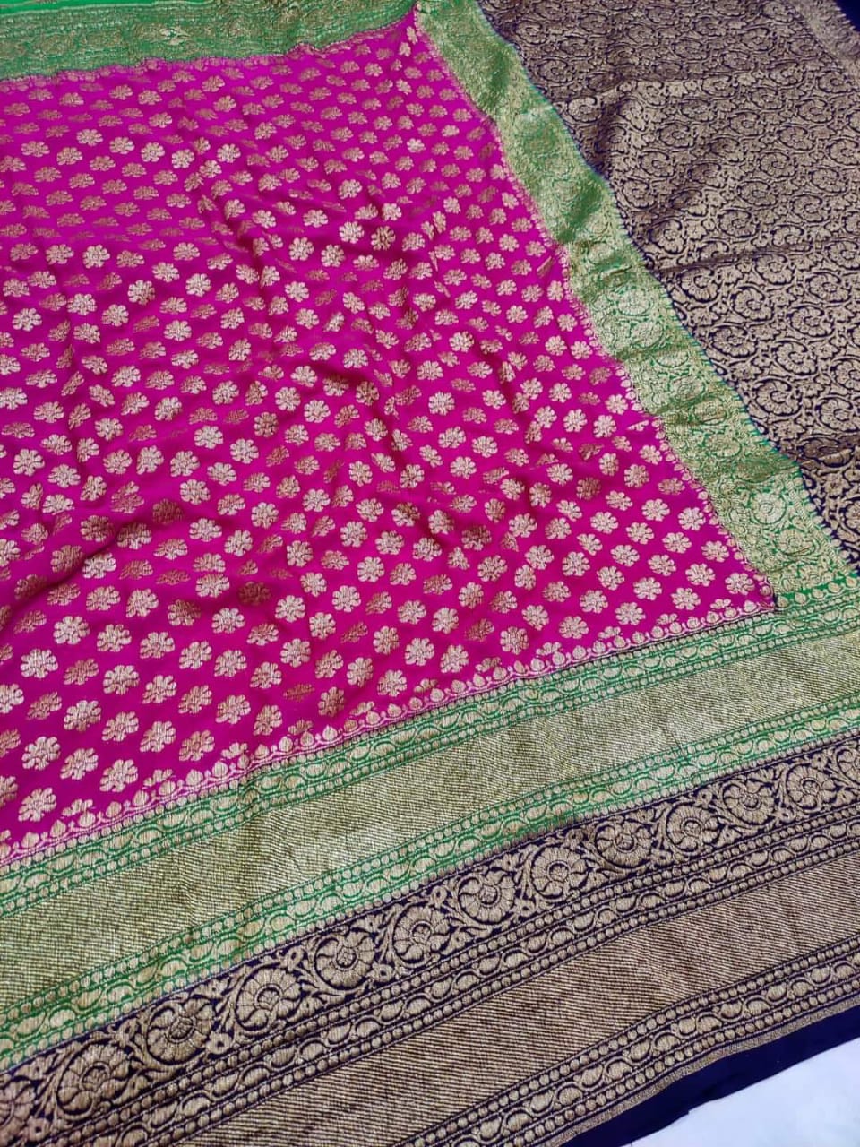 Hazima banarsi saree - Saffronfashionindia