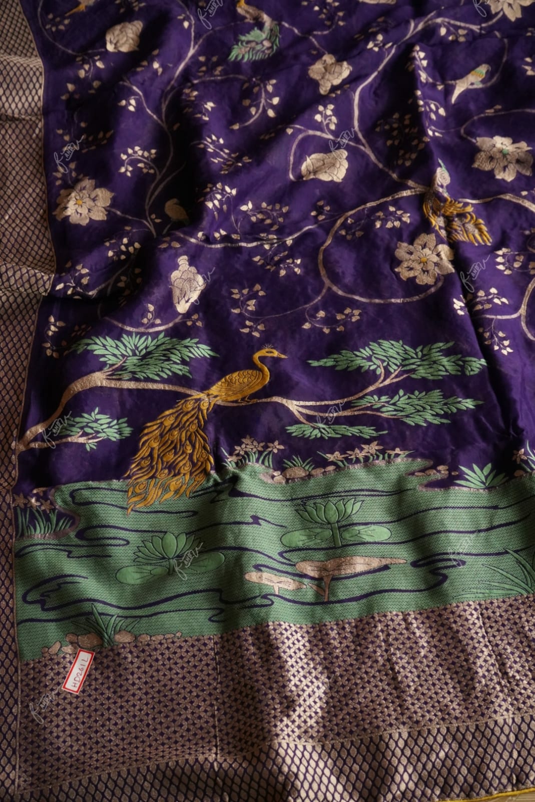 Women handloom saree - Saffronfashionindia