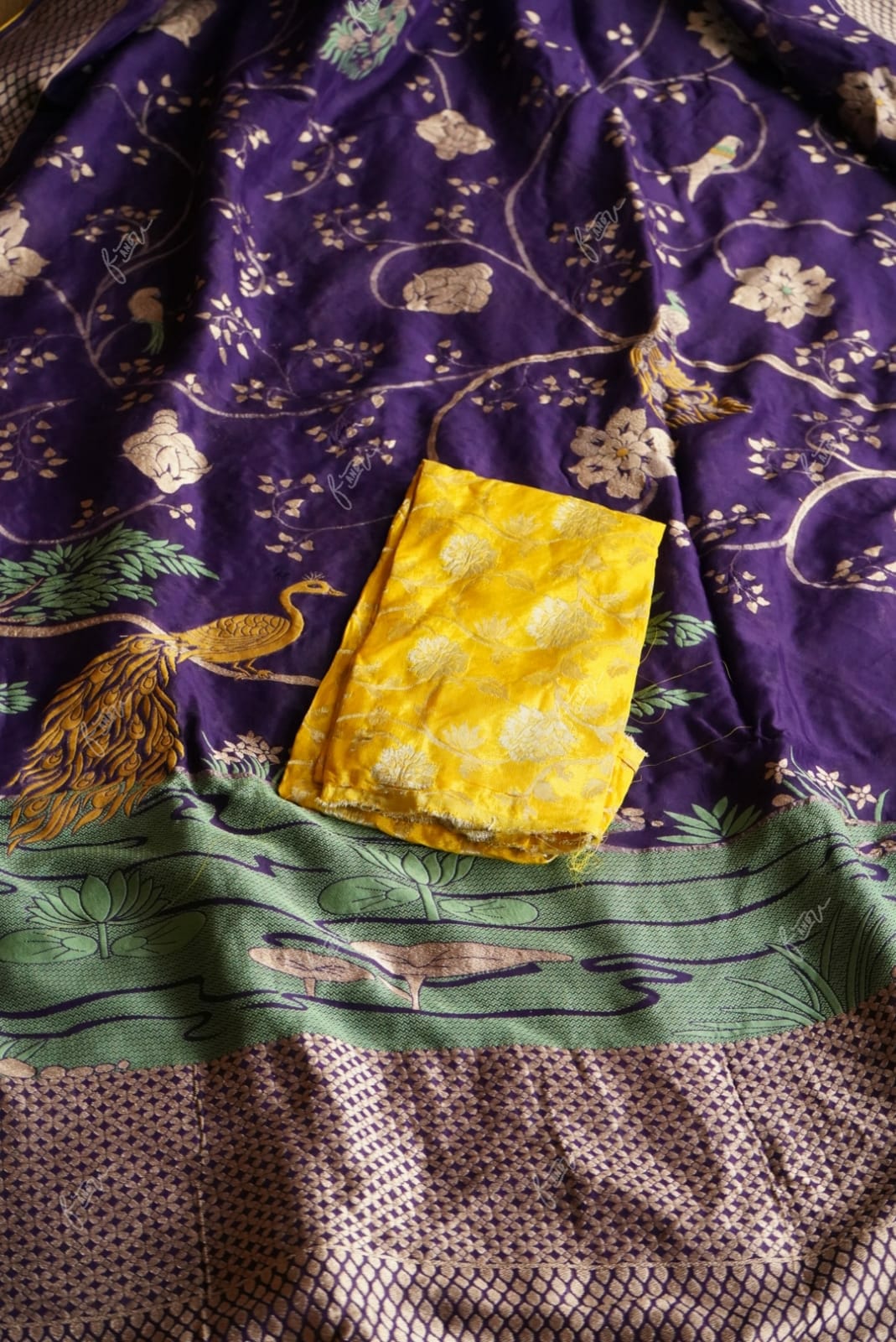 Women handloom saree - Saffronfashionindia