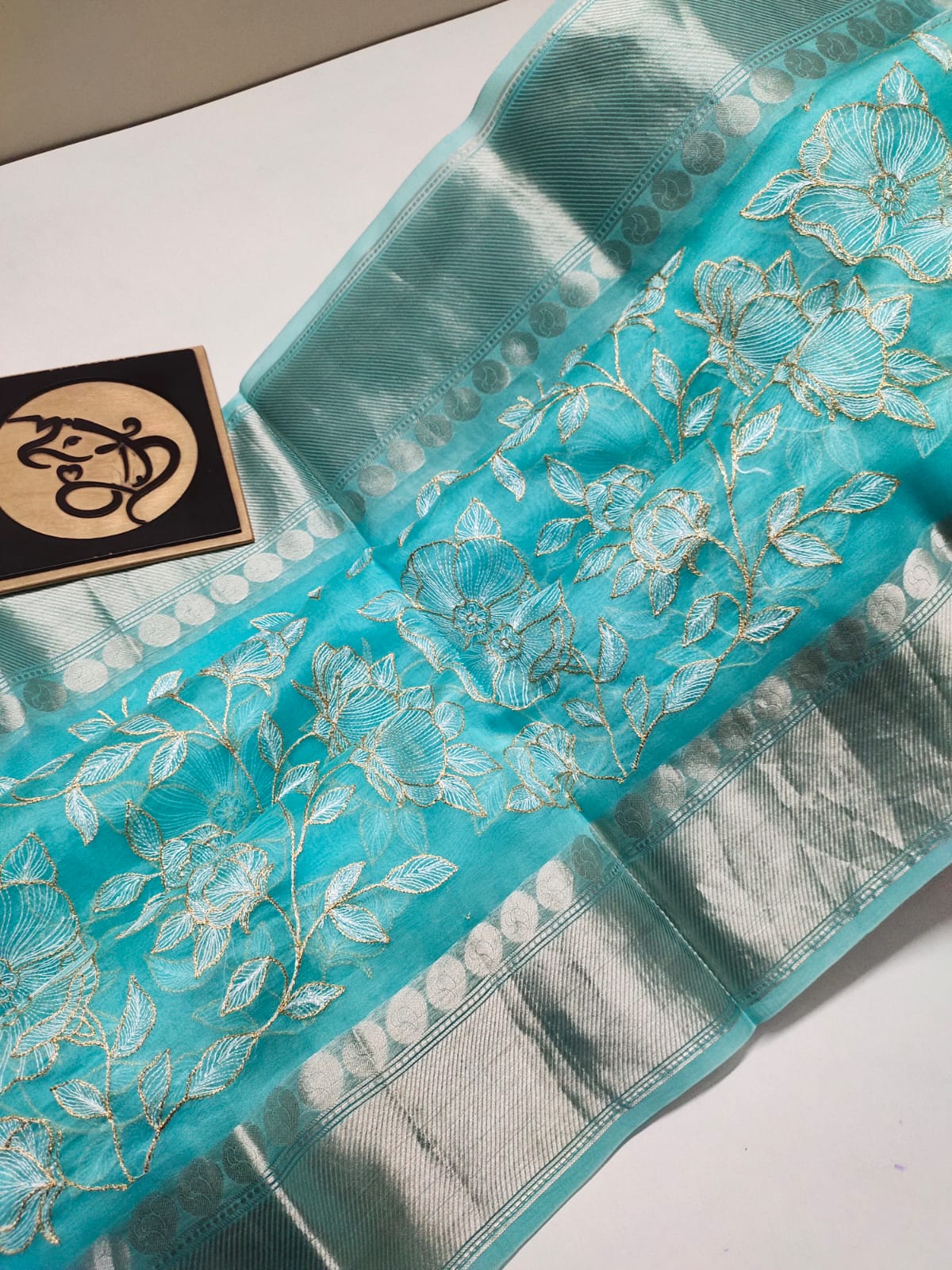 Beautiful banarsi kora saree - Saffronfashionindia