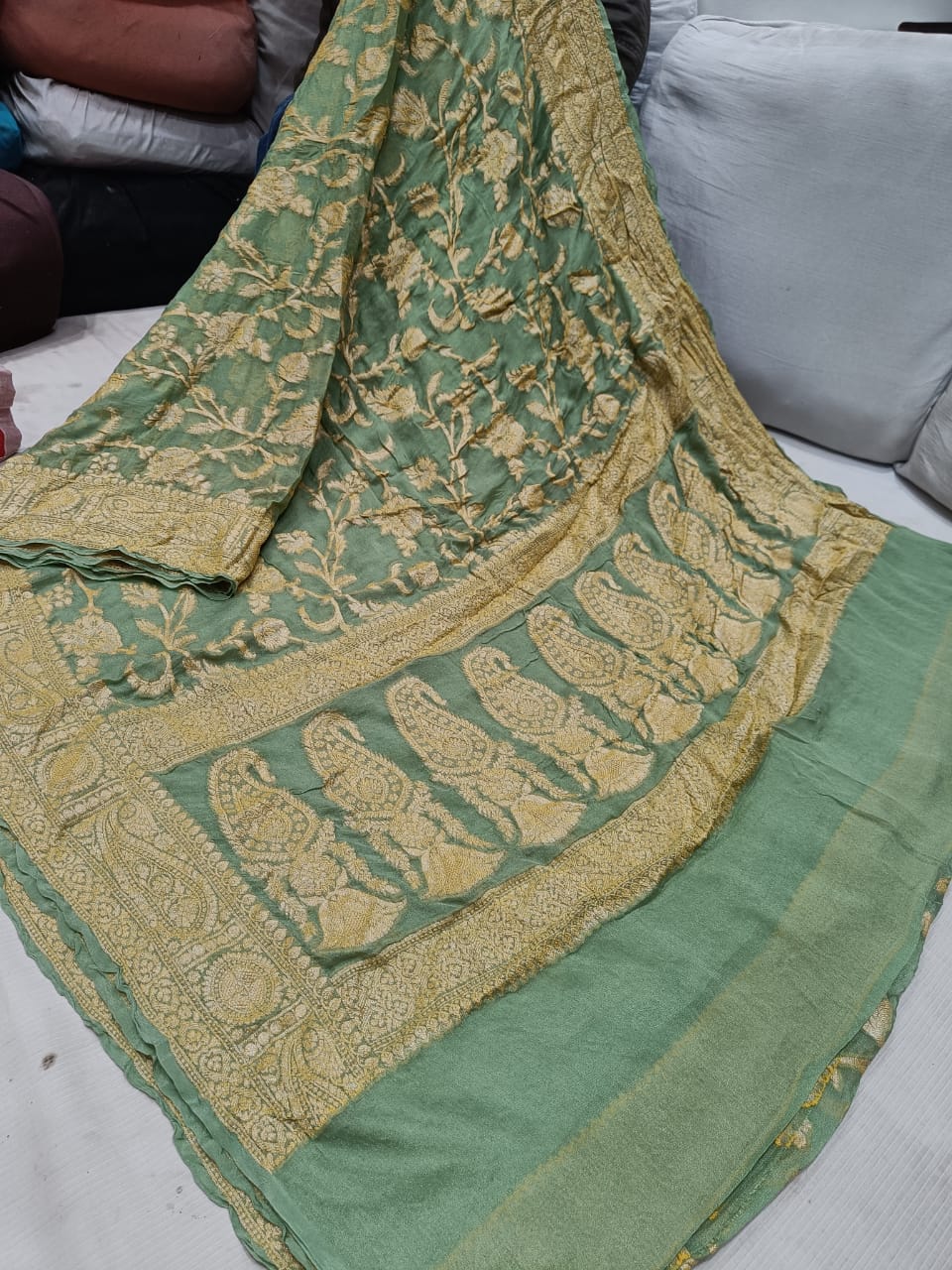 Gloria gorgette chiffon saree - Saffronfashionindia