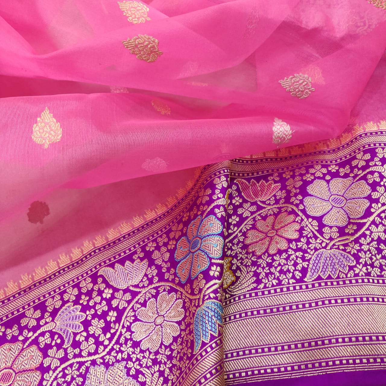 Sundari kora handwoven sari - Saffronfashionindia