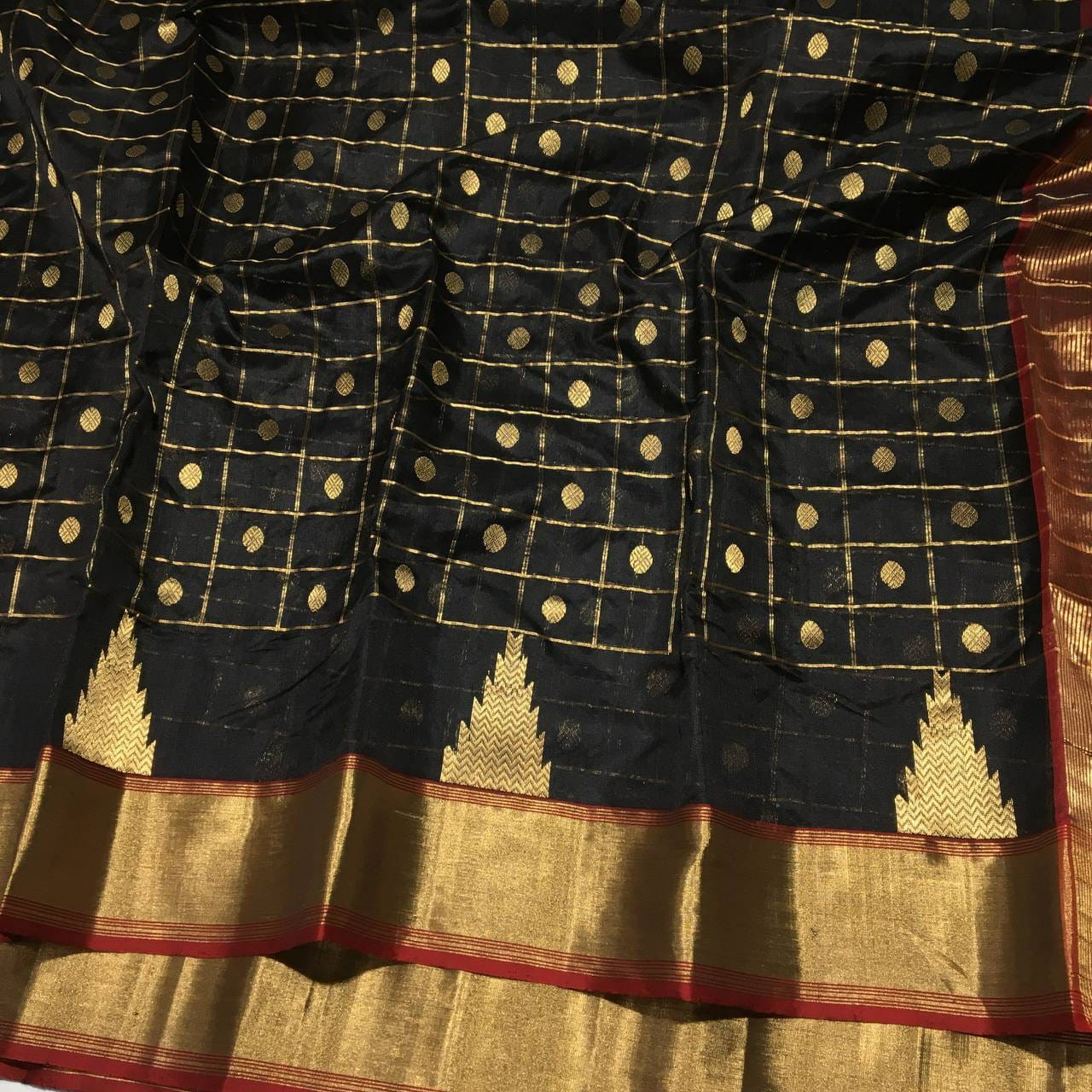 Black beauty Chanderi saree - Saffronfashionindia