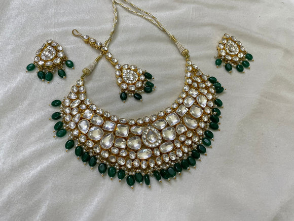 Ahelia Kundan set/necklace set