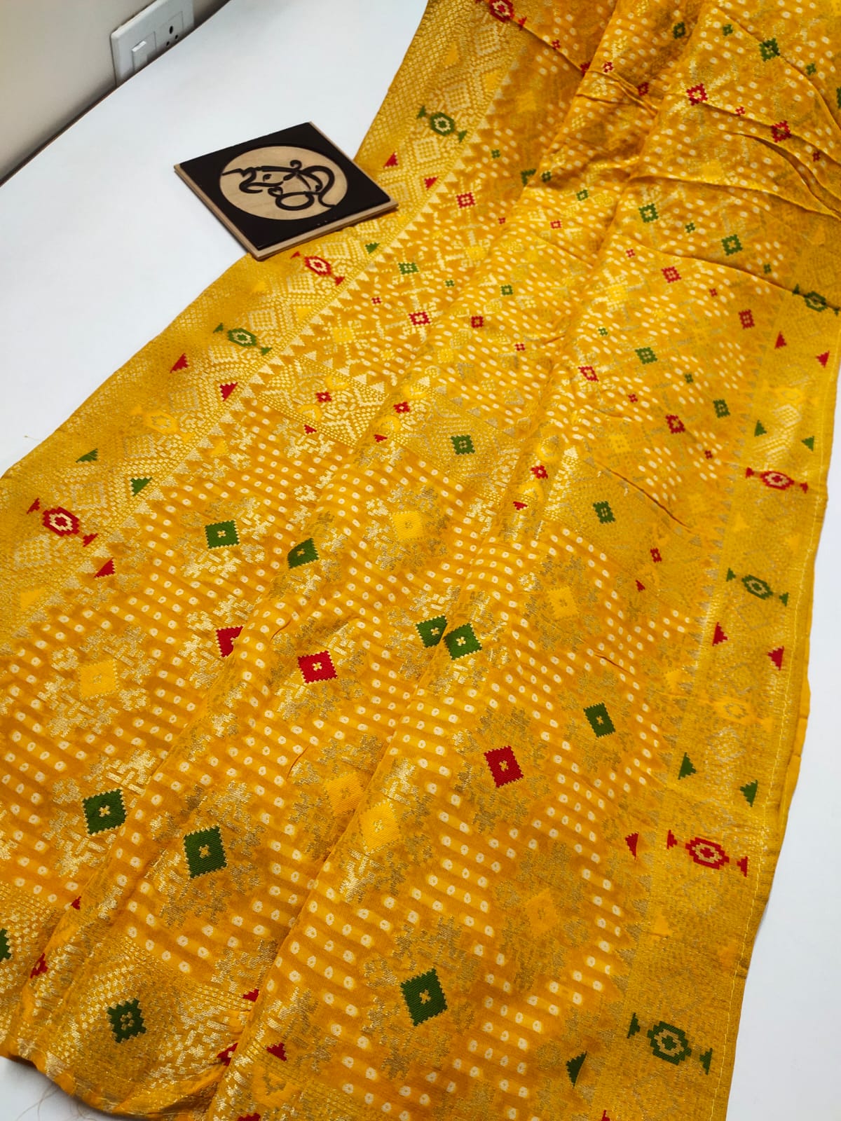 Arvinahi banarsi gorgette saree - Saffronfashionindia