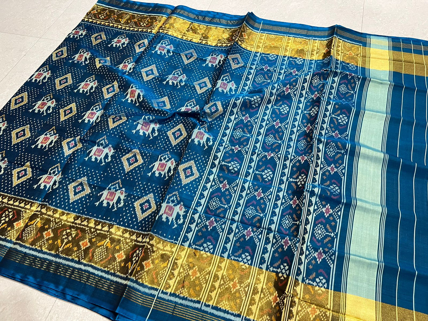 Patola silk handloom saree - Saffronfashionindia