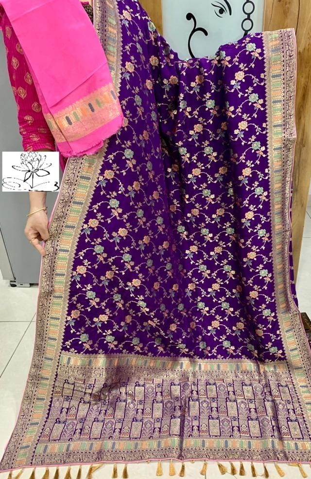 Anesha banarsi saree - Saffronfashionindia