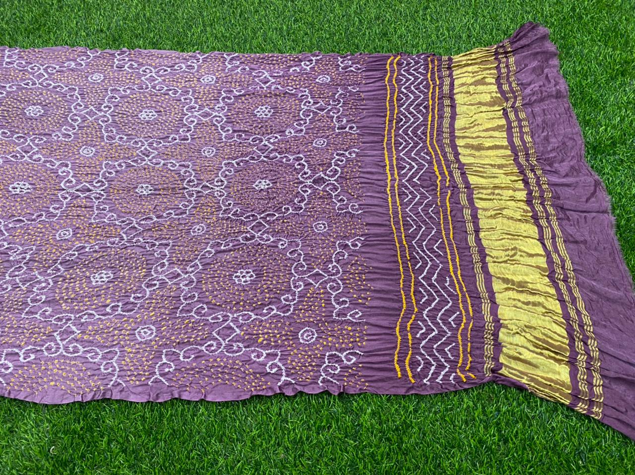 Gazing silk Bandhani dupatta - Saffronfashionindia