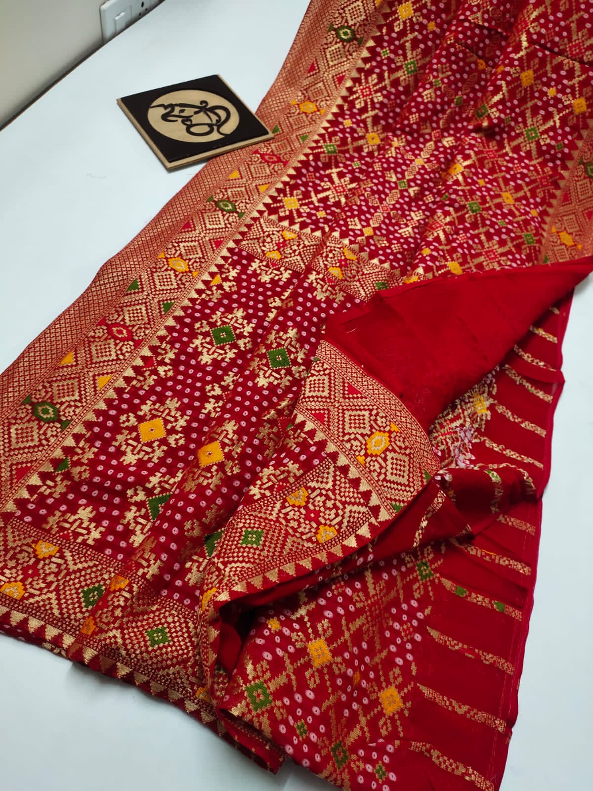Arvinahi banarsi gorgette saree - Saffronfashionindia